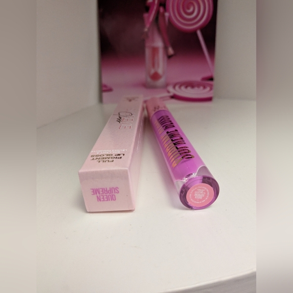 Jeffree Star cosmetics supreme gloss in queen supreme - Picture 8 of 12